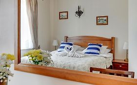 Villa & Restaurant Admiral Nelson